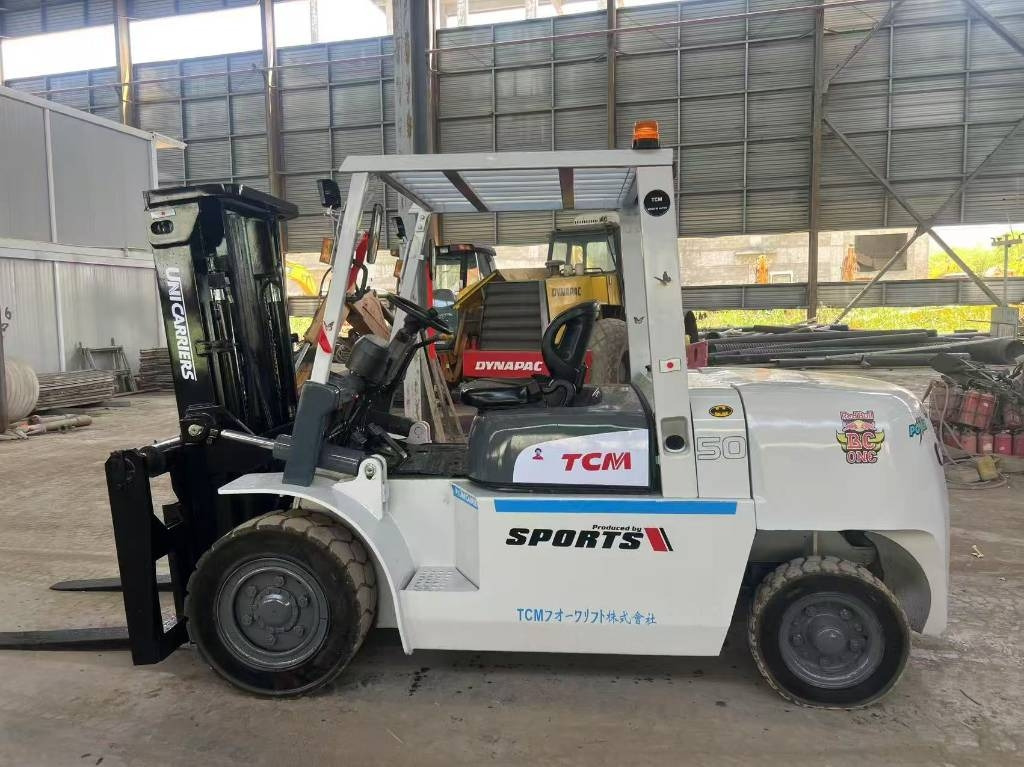 TCM FD 50 - Dizel forklift: fotoğraf 1 TCM FD 50 - Dizel forklift: fotoğraf 1