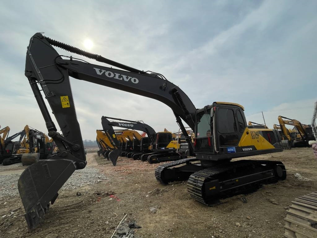 Volvo EC 240 - Paletli ekskavatör: fotoğraf 4 Volvo EC 240 - Paletli ekskavatör: fotoğraf 4