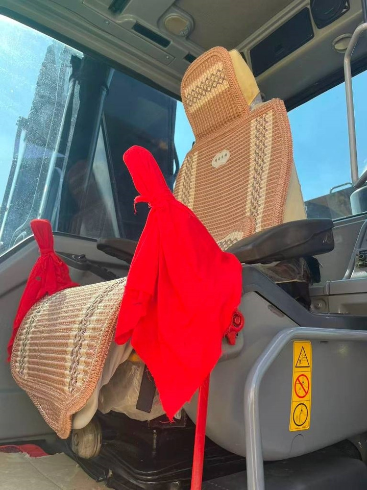 Volvo EC 240 - Paletli ekskavatör: fotoğraf 3 Volvo EC 240 - Paletli ekskavatör: fotoğraf 3