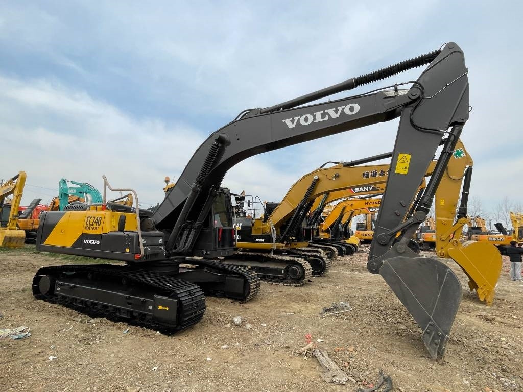 Volvo EC 240 - Paletli ekskavatör: fotoğraf 1 Volvo EC 240 - Paletli ekskavatör: fotoğraf 1