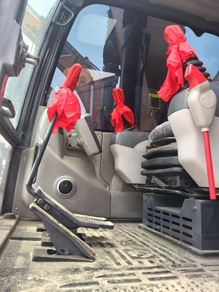 XCMG XE 215 DA - Paletli ekskavatör: fotoğraf 5 XCMG XE 215 DA - Paletli ekskavatör: fotoğraf 5