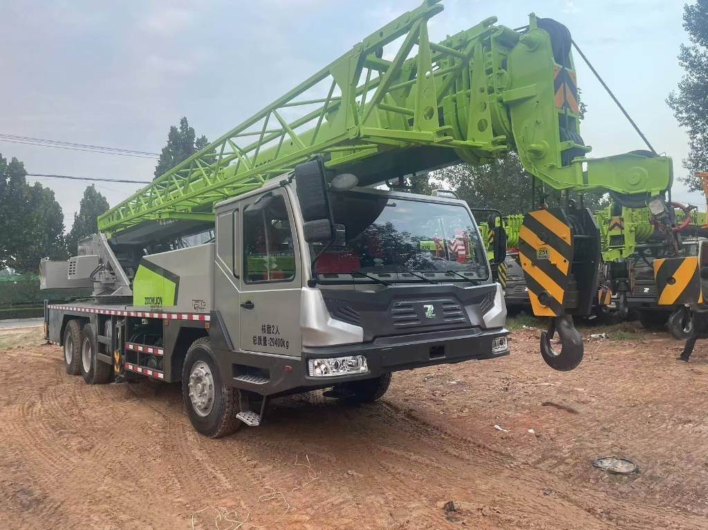 Zoomlion ZTC550V - Paletli vinç: fotoğraf 3 Zoomlion ZTC550V - Paletli vinç: fotoğraf 3