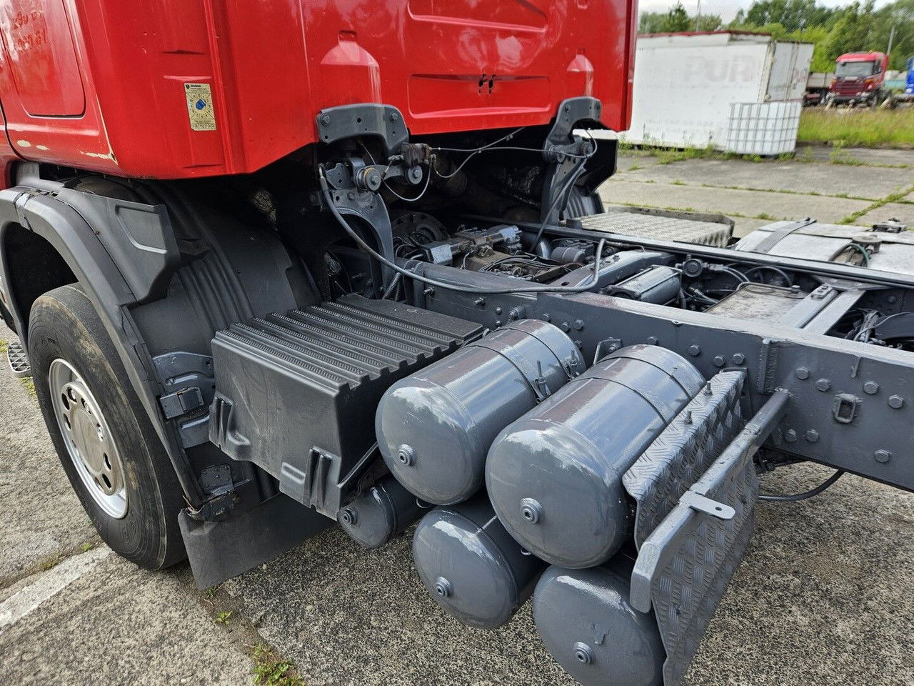 Şasi kamyon Scania 144 530 6X4 Manual Pump AND Injectros - Full Sprin G: fotoğraf 9