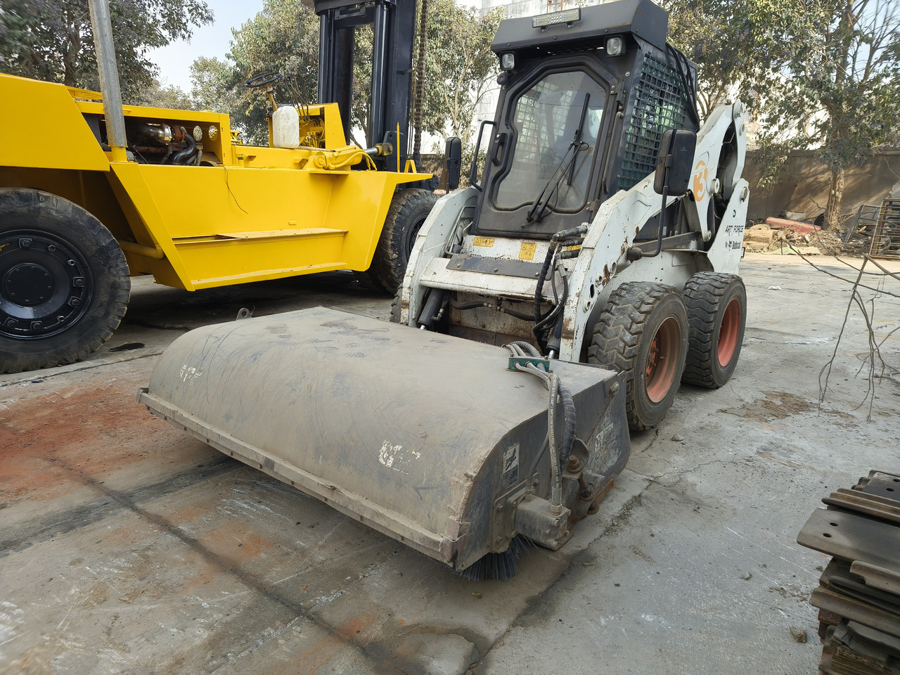 BOBCAT s18 skid steer loader - Mini yükleyici: fotoğraf 1 BOBCAT s18 skid steer loader - Mini yükleyici: fotoğraf 1
