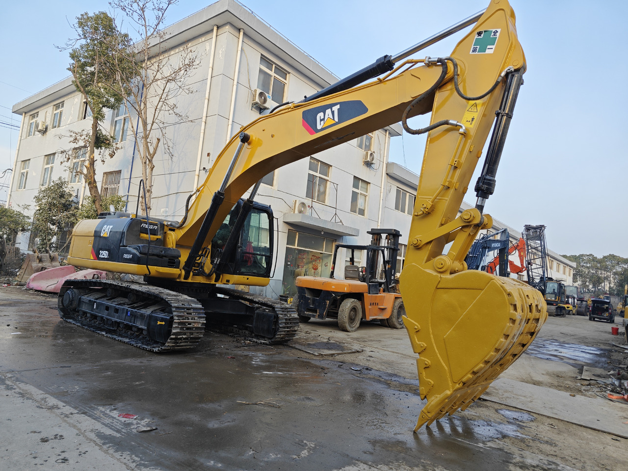 CATERPILLAR 325D used excavator 325C 325 - Paletli ekskavatör: fotoğraf 4 CATERPILLAR 325D used excavator 325C 325 - Paletli ekskavatör: fotoğraf 4