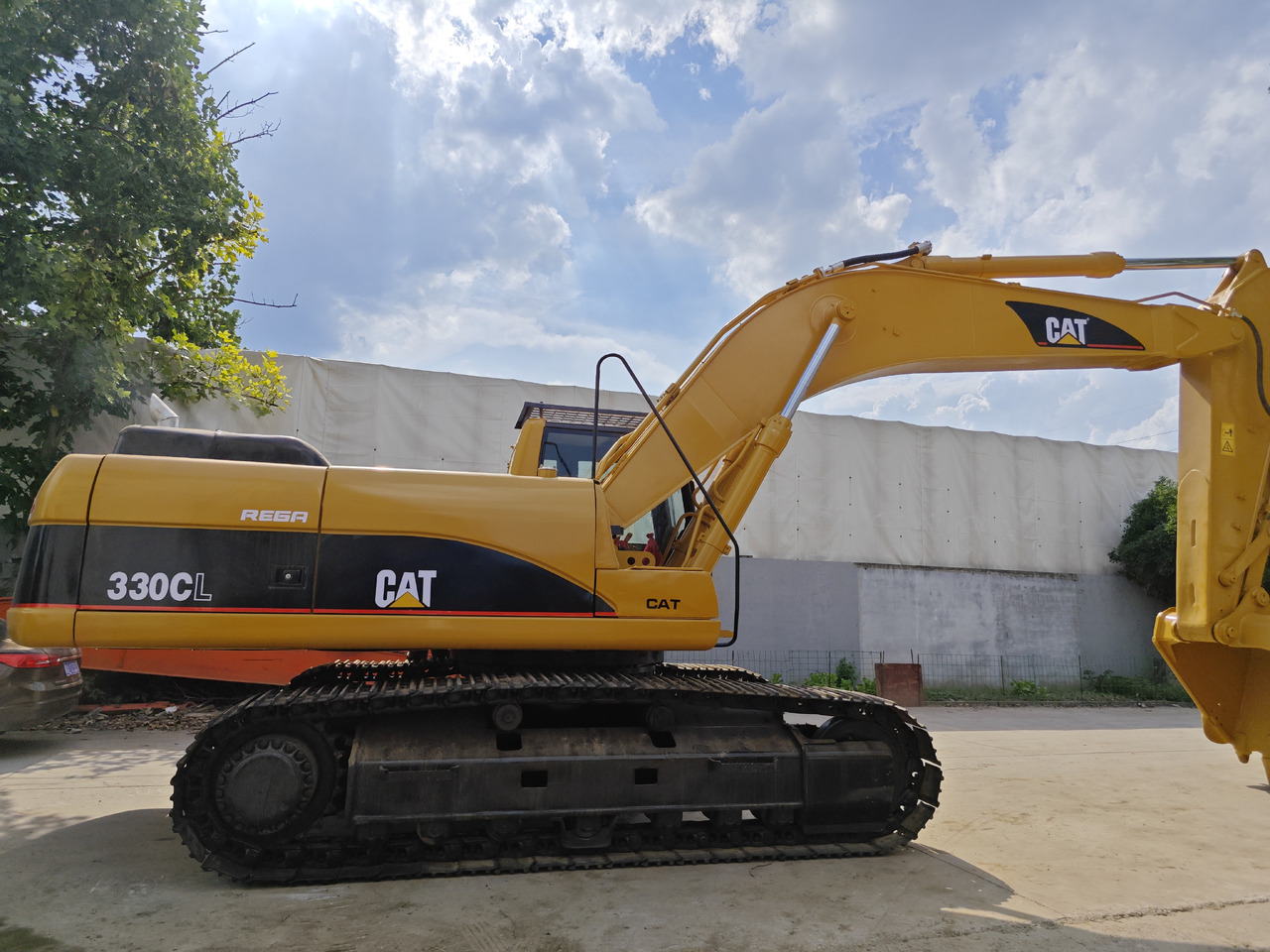 CATERPILLAR 330C - Paletli ekskavatör: fotoğraf 1 CATERPILLAR 330C - Paletli ekskavatör: fotoğraf 1
