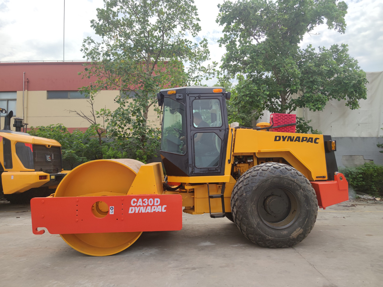 Dynapac CA30D - Kompaktör: fotoğraf 4 Dynapac CA30D - Kompaktör: fotoğraf 4