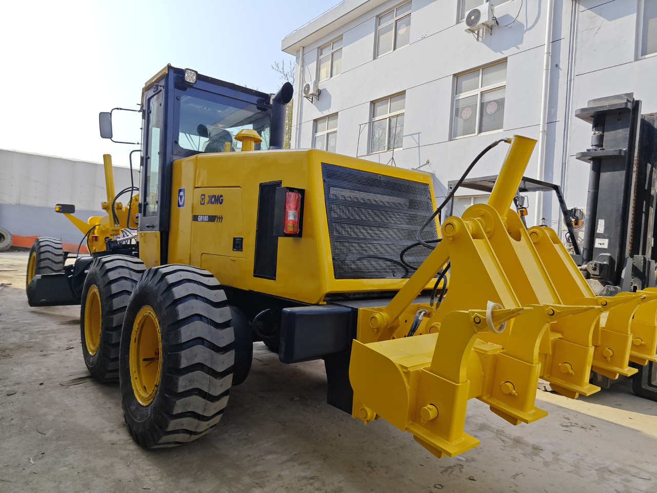 XCMG GR180 MOTOR GRADER - Greyder: fotoğraf 5 XCMG GR180 MOTOR GRADER - Greyder: fotoğraf 5