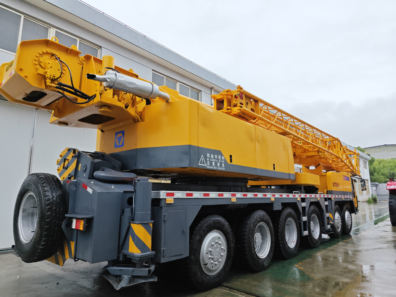 XCMG QY100K Used truck crane - Mobil vinç: fotoğraf 4 XCMG QY100K Used truck crane - Mobil vinç: fotoğraf 4