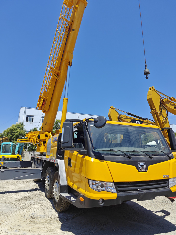 XCMG QY50KC Used truck crane XCMG XCT50 50ton - Greyder: fotoğraf 5 XCMG QY50KC Used truck crane XCMG XCT50 50ton - Greyder: fotoğraf 5