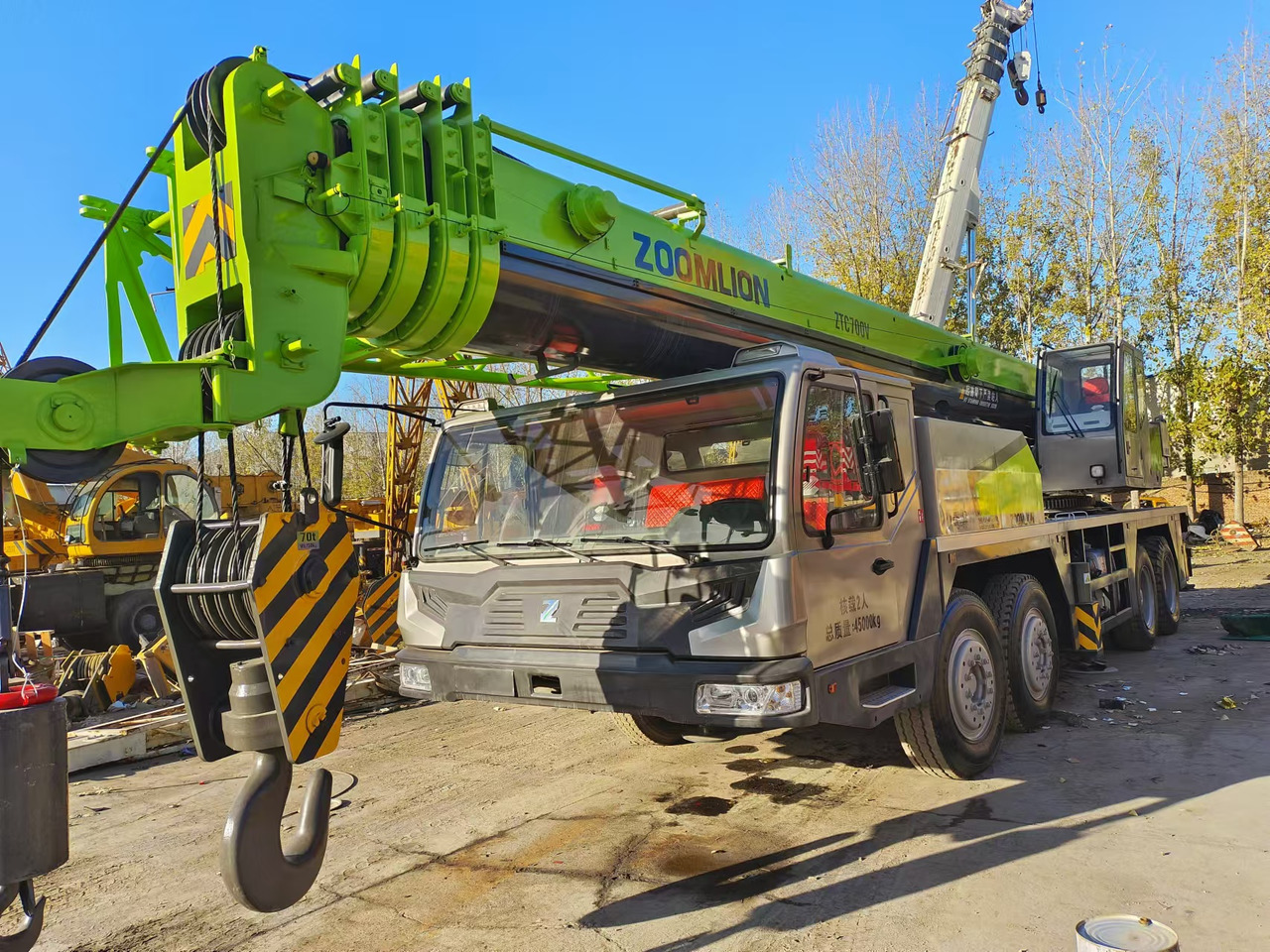 ZOOMLION ZTC700V - Mobil vinç: fotoğraf 4 ZOOMLION ZTC700V - Mobil vinç: fotoğraf 4