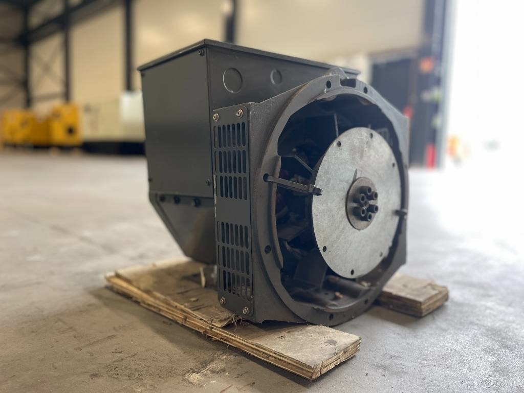 DPX SF-164C - 13 kVA Alternator - DPX-33801 - Elektrikli jeneratör: fotoğraf 3 DPX SF-164C - 13 kVA Alternator - DPX-33801 - Elektrikli jeneratör: fotoğraf 3