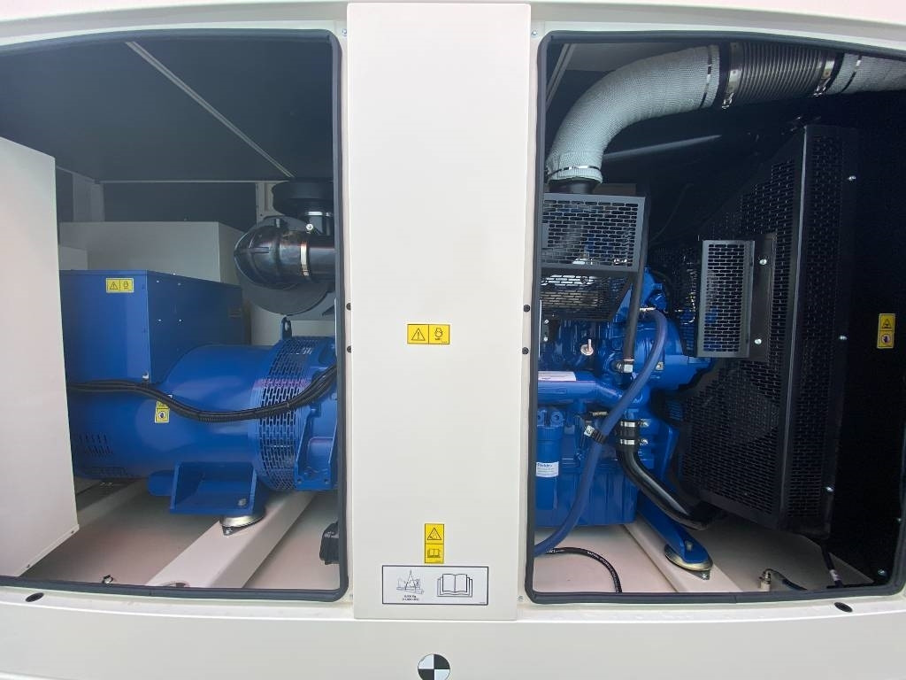FG Wilson P550-3 - 550 kVA Genset - DPX-16020 - Elektrikli jeneratör: fotoğraf 5 FG Wilson P550-3 - 550 kVA Genset - DPX-16020 - Elektrikli jeneratör: fotoğraf 5