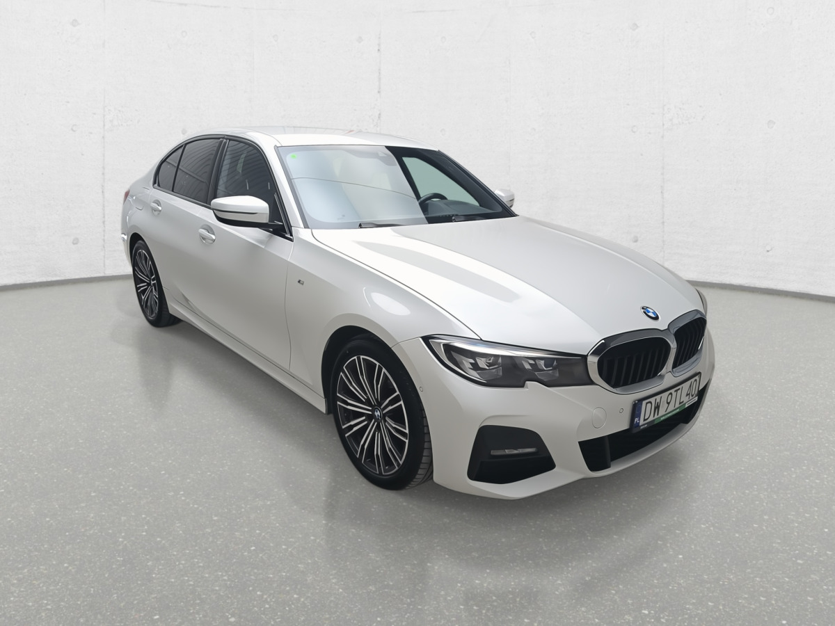 BMW 320D XDRIVE SEDAN - Sedan araba: fotoğraf 1 BMW 320D XDRIVE SEDAN - Sedan araba: fotoğraf 1