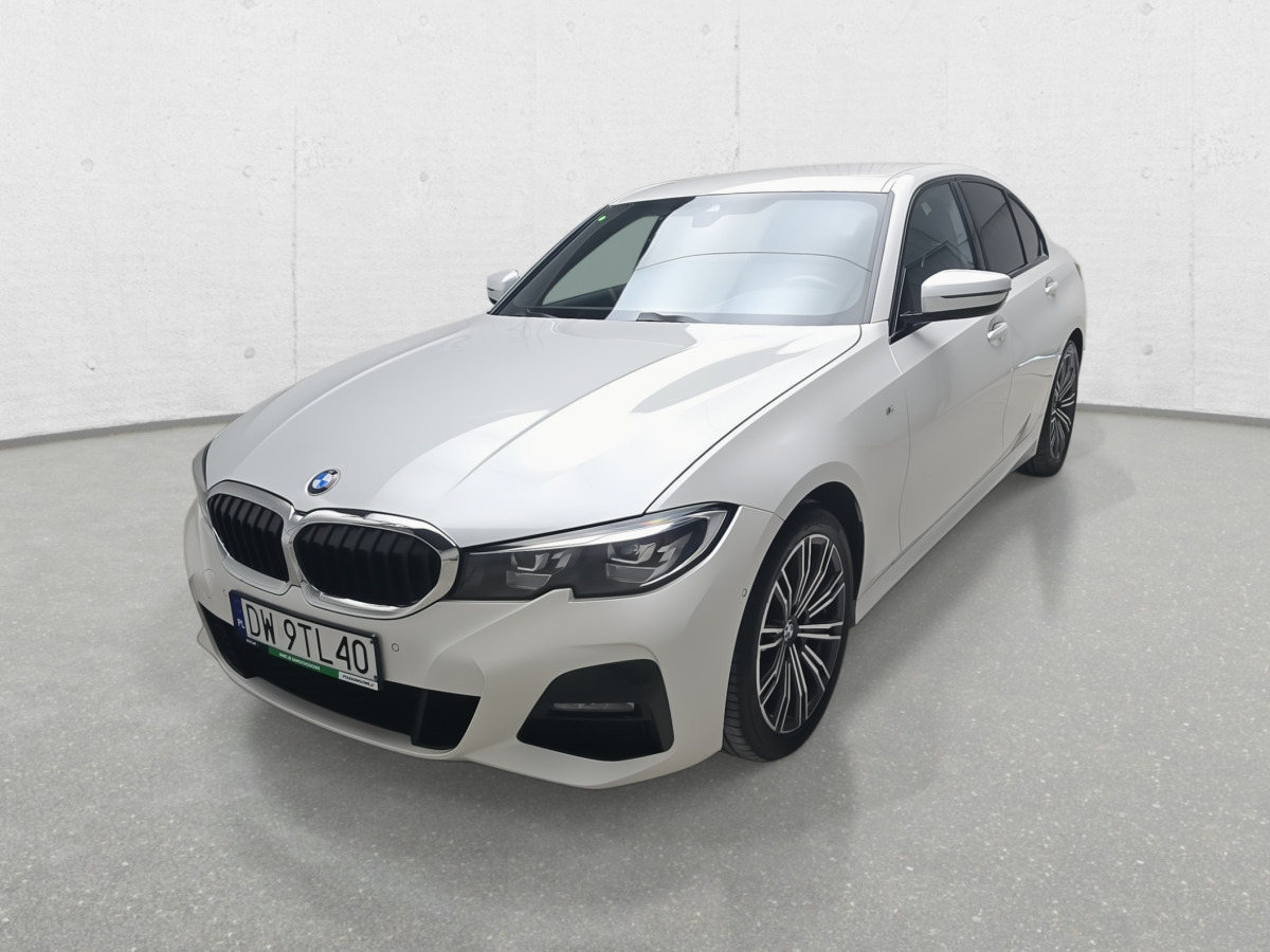 BMW 320D XDRIVE SEDAN - Sedan araba: fotoğraf 5 BMW 320D XDRIVE SEDAN - Sedan araba: fotoğraf 5