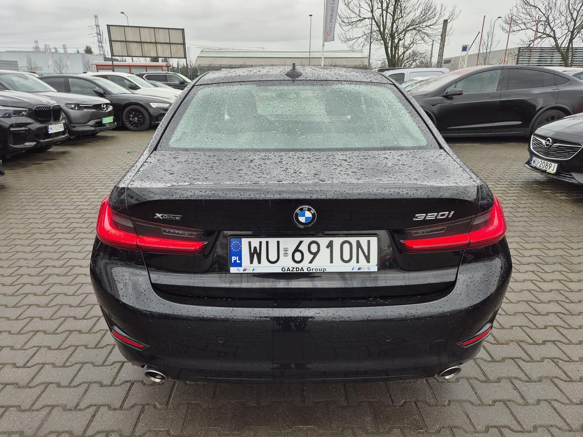 BMW 320I XDRIVE SEDAN - Binek araba: fotoğraf 5 BMW 320I XDRIVE SEDAN - Binek araba: fotoğraf 5