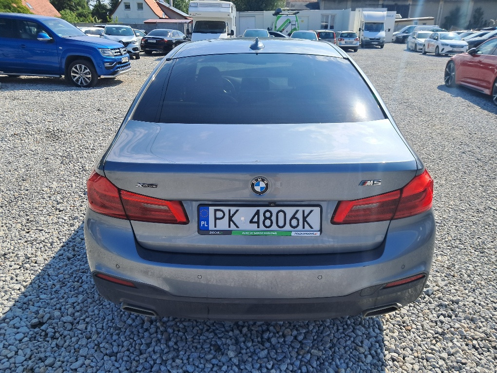 BMW 520D XDRIVE SEDAN - Sedan araba: fotoğraf 5 BMW 520D XDRIVE SEDAN - Sedan araba: fotoğraf 5