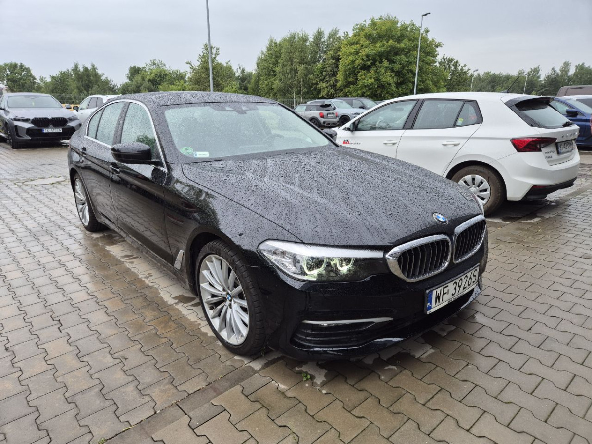 BMW 530i GPF xDrive SEDAN - Sedan araba: fotoğraf 1 BMW 530i GPF xDrive SEDAN - Sedan araba: fotoğraf 1