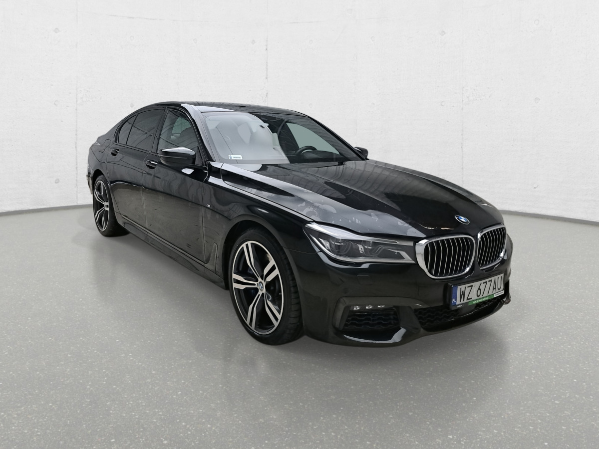 BMW 750d xDrive SEDAN - Sedan araba: fotoğraf 1 BMW 750d xDrive SEDAN - Sedan araba: fotoğraf 1