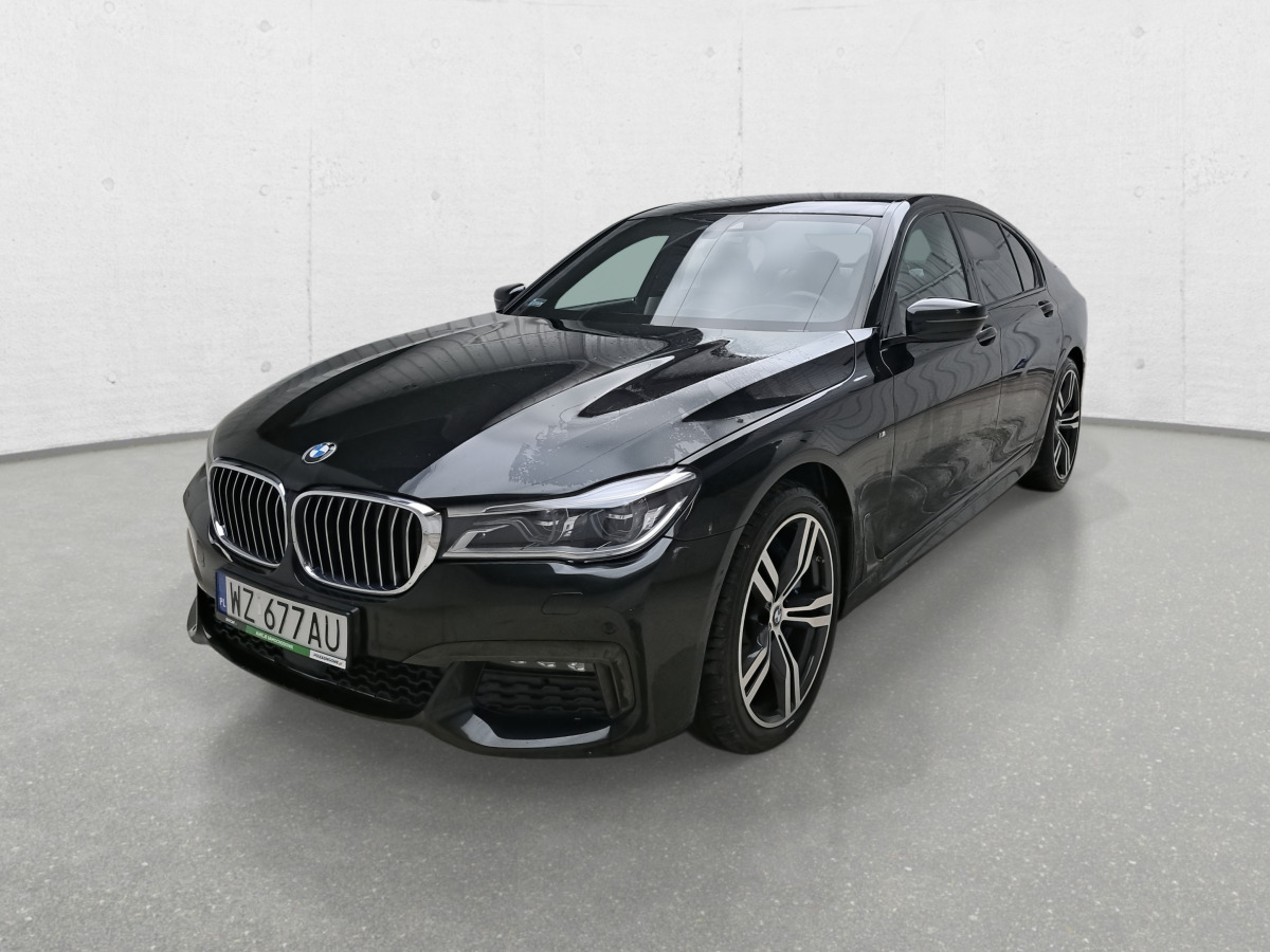 BMW 750d xDrive SEDAN - Sedan araba: fotoğraf 4 BMW 750d xDrive SEDAN - Sedan araba: fotoğraf 4