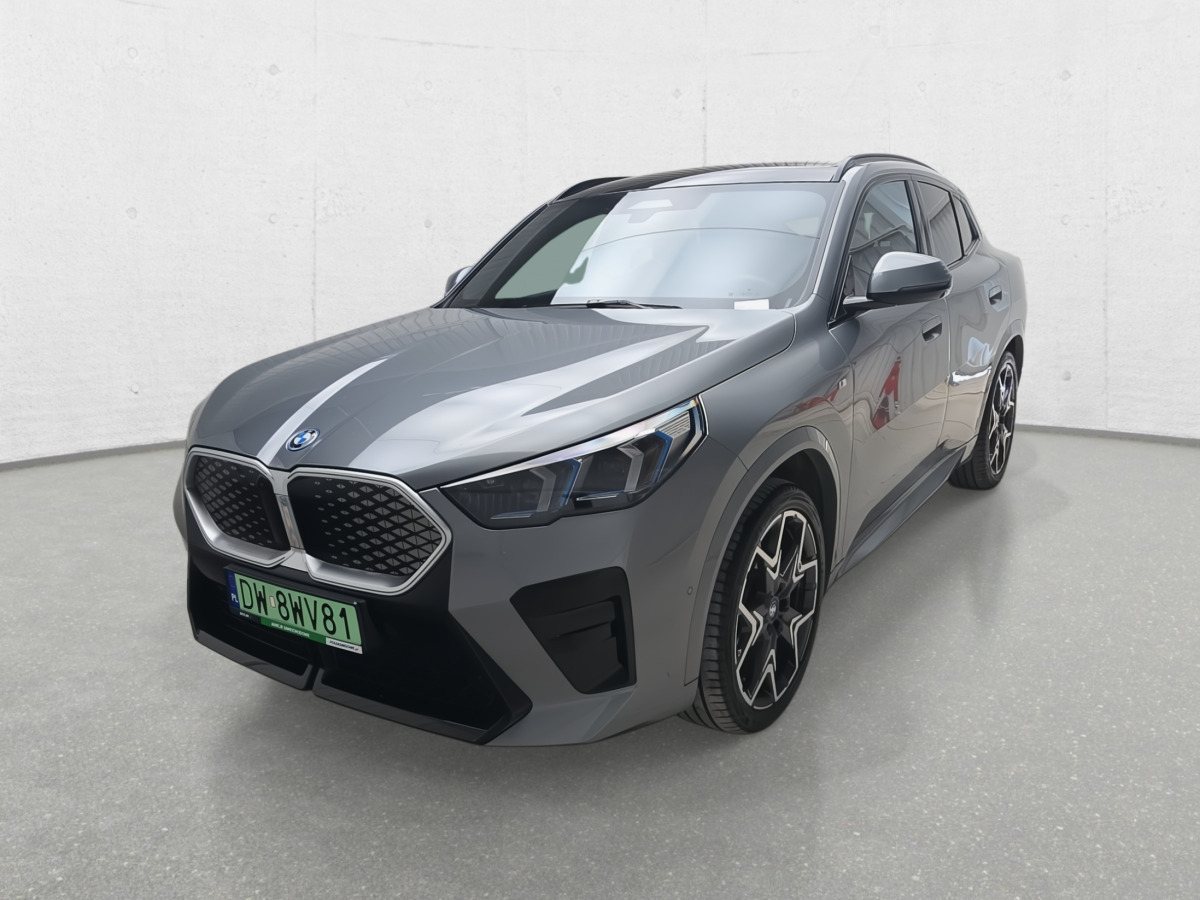 BMW IX2 XDRIVE30 SUV - SUV: fotoğraf 4 BMW IX2 XDRIVE30 SUV - SUV: fotoğraf 4