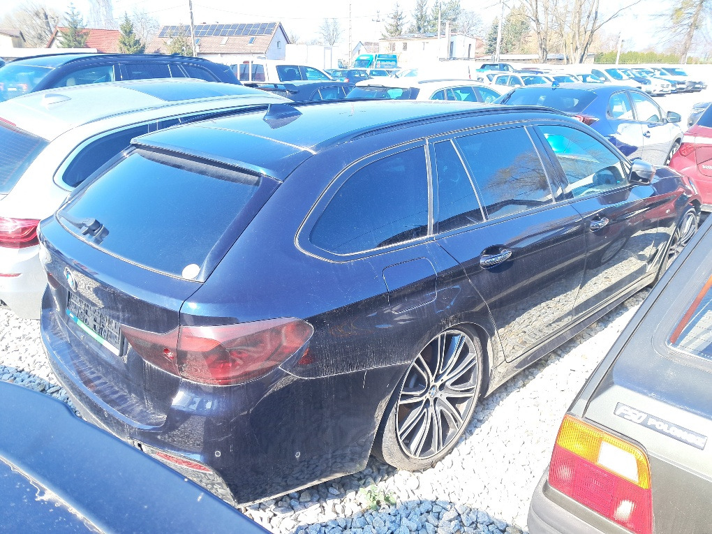 BMW M550D XDRIVE KOMBI - Binek araba: fotoğraf 3 BMW M550D XDRIVE KOMBI - Binek araba: fotoğraf 3