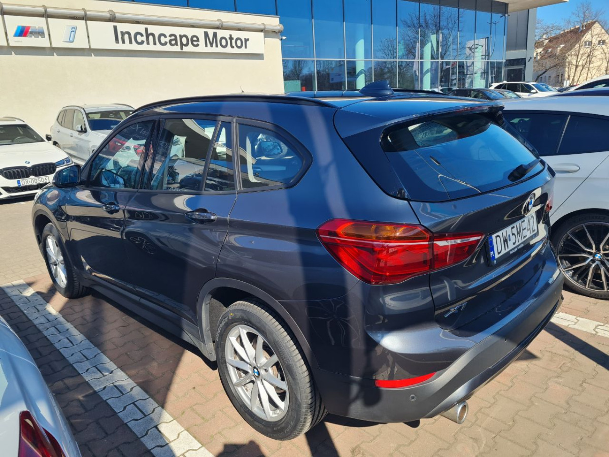 BMW X1 SUV - SUV: fotoğraf 3 BMW X1 SUV - SUV: fotoğraf 3