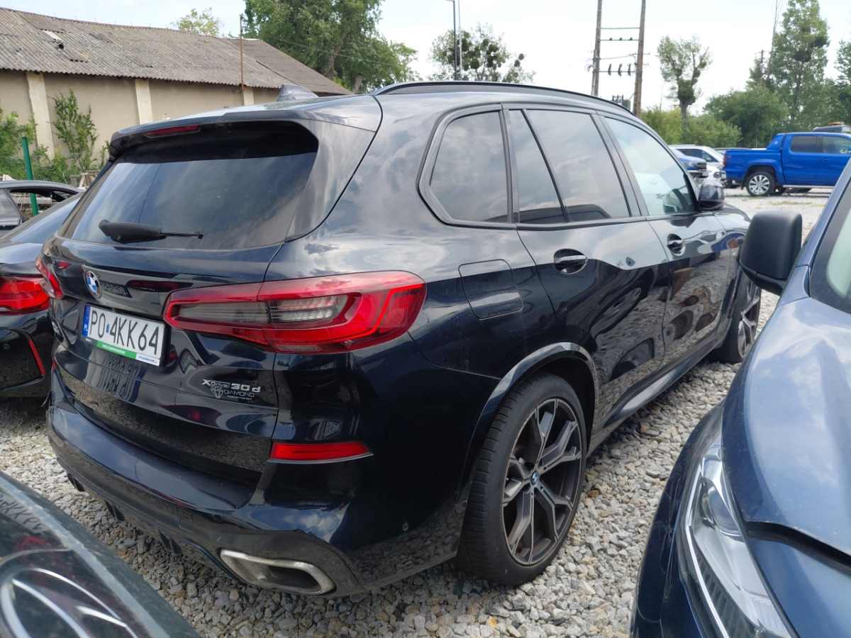 BMW X5 SUV - SUV: fotoğraf 4 BMW X5 SUV - SUV: fotoğraf 4