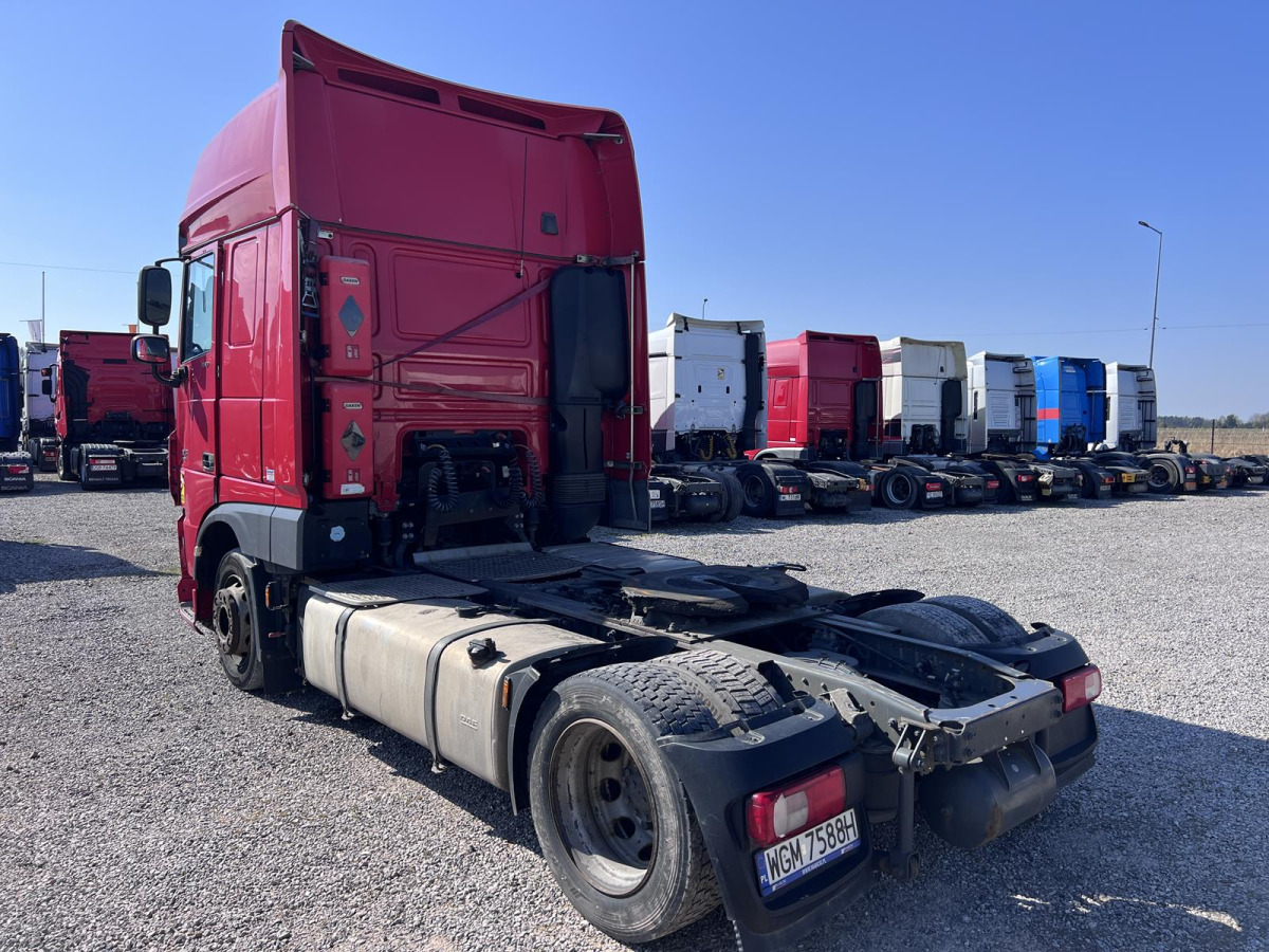 DAF XF 460 FT EURO 6 LOW DECK SUPER SPACE CAB CIĄGNIK SIODŁOWY - Çekici: fotoğraf 4 DAF XF 460 FT EURO 6 LOW DECK SUPER SPACE CAB CIĄGNIK SIODŁOWY - Çekici: fotoğraf 4