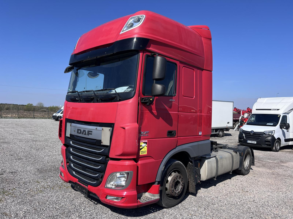 DAF XF 460 FT EURO 6 LOW DECK SUPER SPACE CAB CIĄGNIK SIODŁOWY - Çekici: fotoğraf 2 DAF XF 460 FT EURO 6 LOW DECK SUPER SPACE CAB CIĄGNIK SIODŁOWY - Çekici: fotoğraf 2