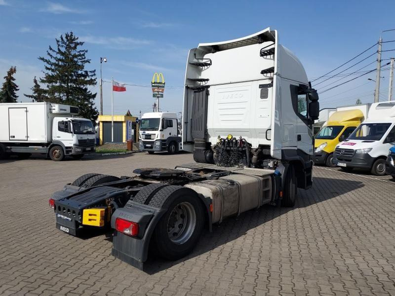 IVECO AS 440 S48 CIĄGNIK SIODŁOWY - Çekici: fotoğraf 4 IVECO AS 440 S48 CIĄGNIK SIODŁOWY - Çekici: fotoğraf 4