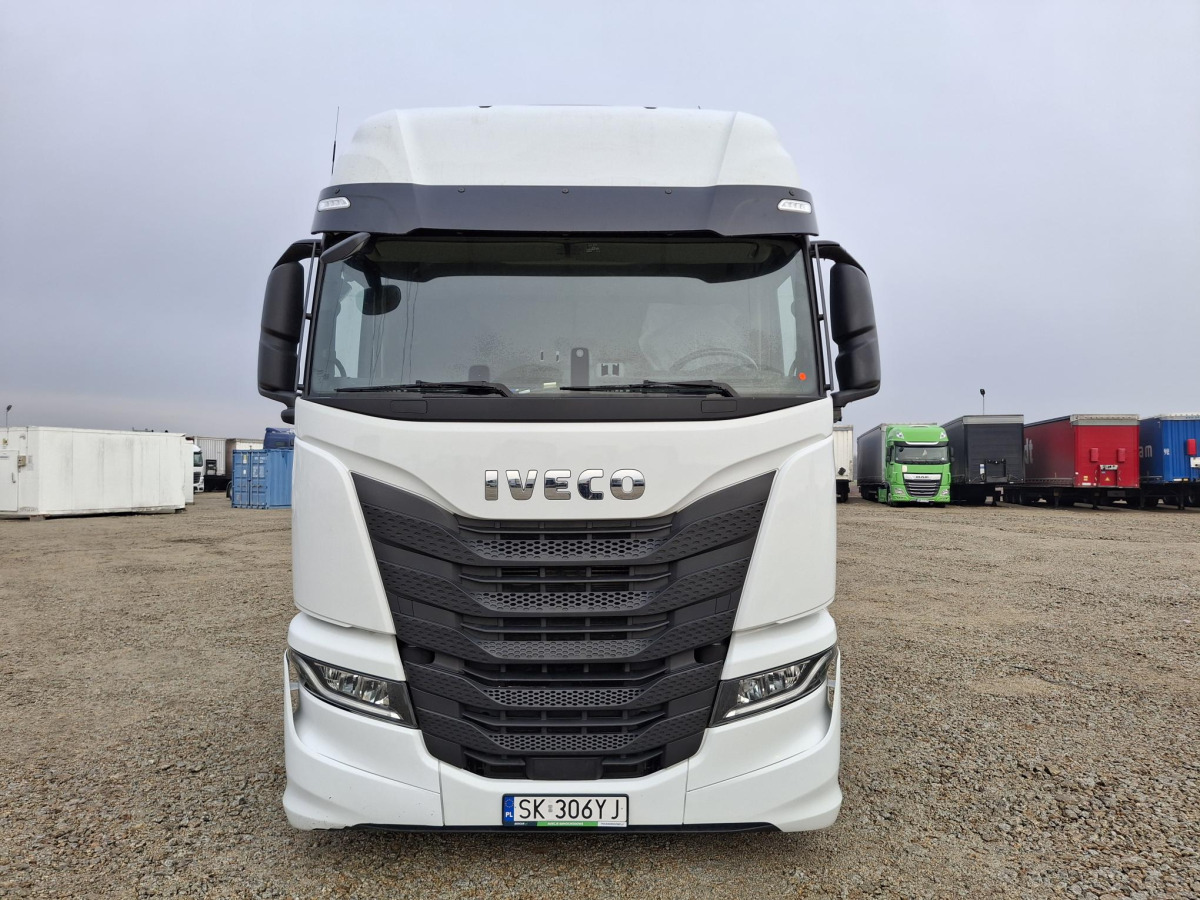 IVECO AS440ST/FP LT CIĄGNIK SIODŁOWY - Çekici: fotoğraf 3 IVECO AS440ST/FP LT CIĄGNIK SIODŁOWY - Çekici: fotoğraf 3