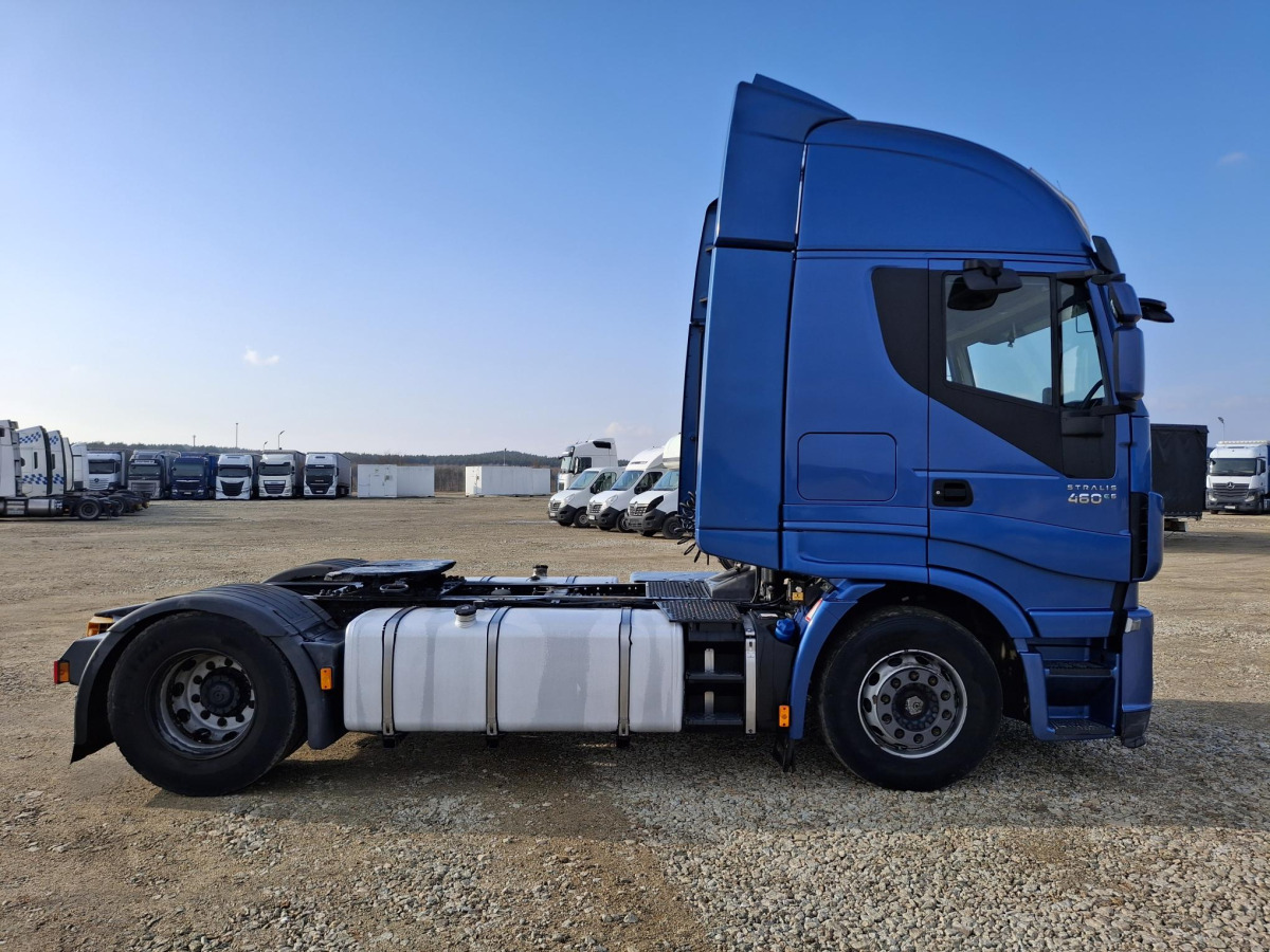IVECO AS440ST/P CIĄGNIK SIODŁOWY - Çekici: fotoğraf 4 IVECO AS440ST/P CIĄGNIK SIODŁOWY - Çekici: fotoğraf 4
