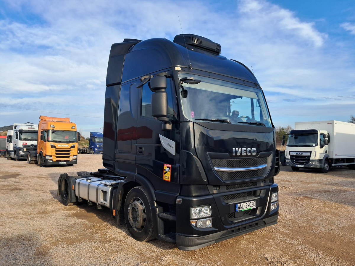 IVECO AS440T/ FP LT CIĄGNIK SIODŁOWY - Çekici: fotoğraf 1 IVECO AS440T/ FP LT CIĄGNIK SIODŁOWY - Çekici: fotoğraf 1