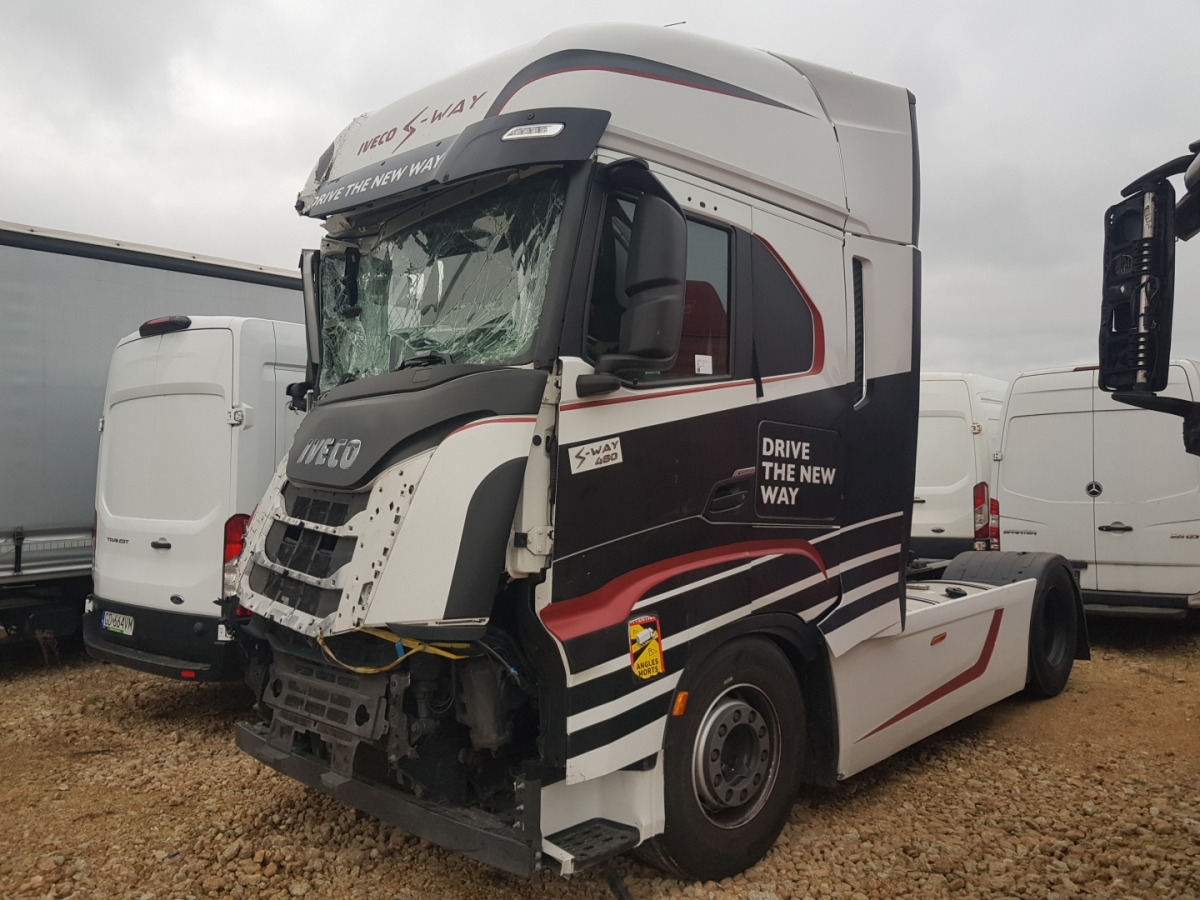 IVECO S-WAY CIĄGNIK SIODŁOWY - Çekici: fotoğraf 2 IVECO S-WAY CIĄGNIK SIODŁOWY - Çekici: fotoğraf 2
