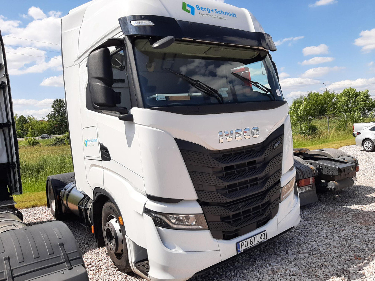 IVECO S-WAY CIĄGNIK SIODŁOWY - Çekici: fotoğraf 1 IVECO S-WAY CIĄGNIK SIODŁOWY - Çekici: fotoğraf 1