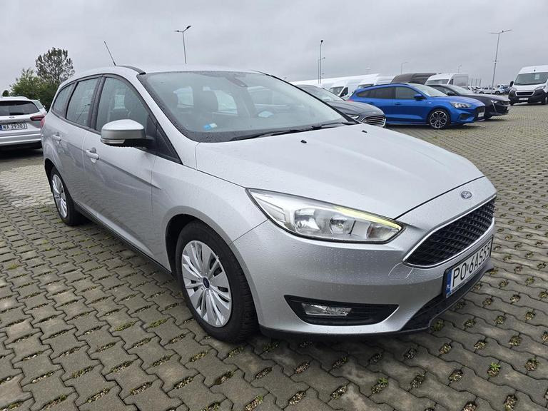 Binek araba FORD FOCUS KOMBI: fotoğraf 1