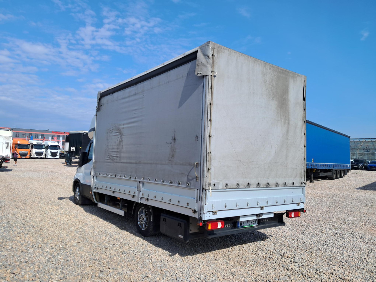 IVECO 35S18 PLANDEKA - Tenteli kamyonet: fotoğraf 4 IVECO 35S18 PLANDEKA - Tenteli kamyonet: fotoğraf 4