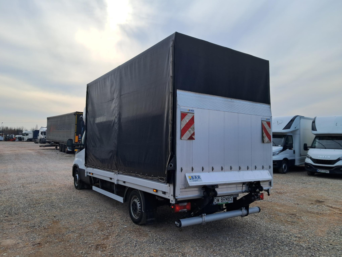 IVECO PLANDEKA Z WINDĄ - Tenteli kamyonet: fotoğraf 4 IVECO PLANDEKA Z WINDĄ - Tenteli kamyonet: fotoğraf 4