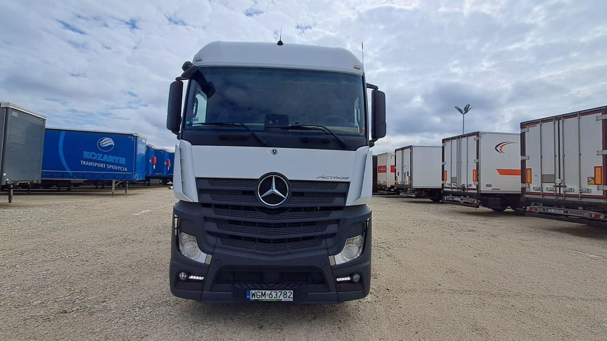 MERCEDES BENZ ACTROS IZOTERMICZNY - Izotermik kamyon: fotoğraf 2 MERCEDES BENZ ACTROS IZOTERMICZNY - Izotermik kamyon: fotoğraf 2