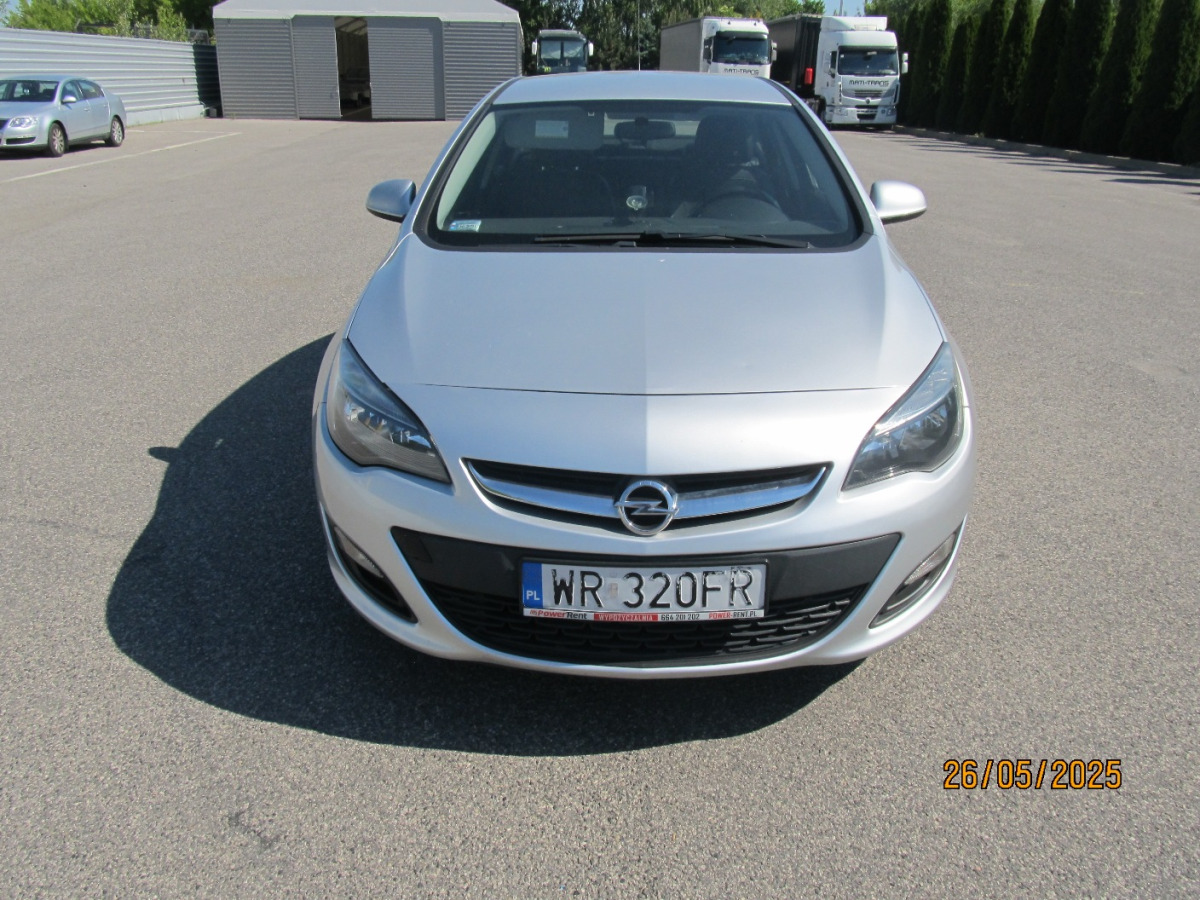 OPEL ASTRA SEDAN - Sedan araba: fotoğraf 2 OPEL ASTRA SEDAN - Sedan araba: fotoğraf 2