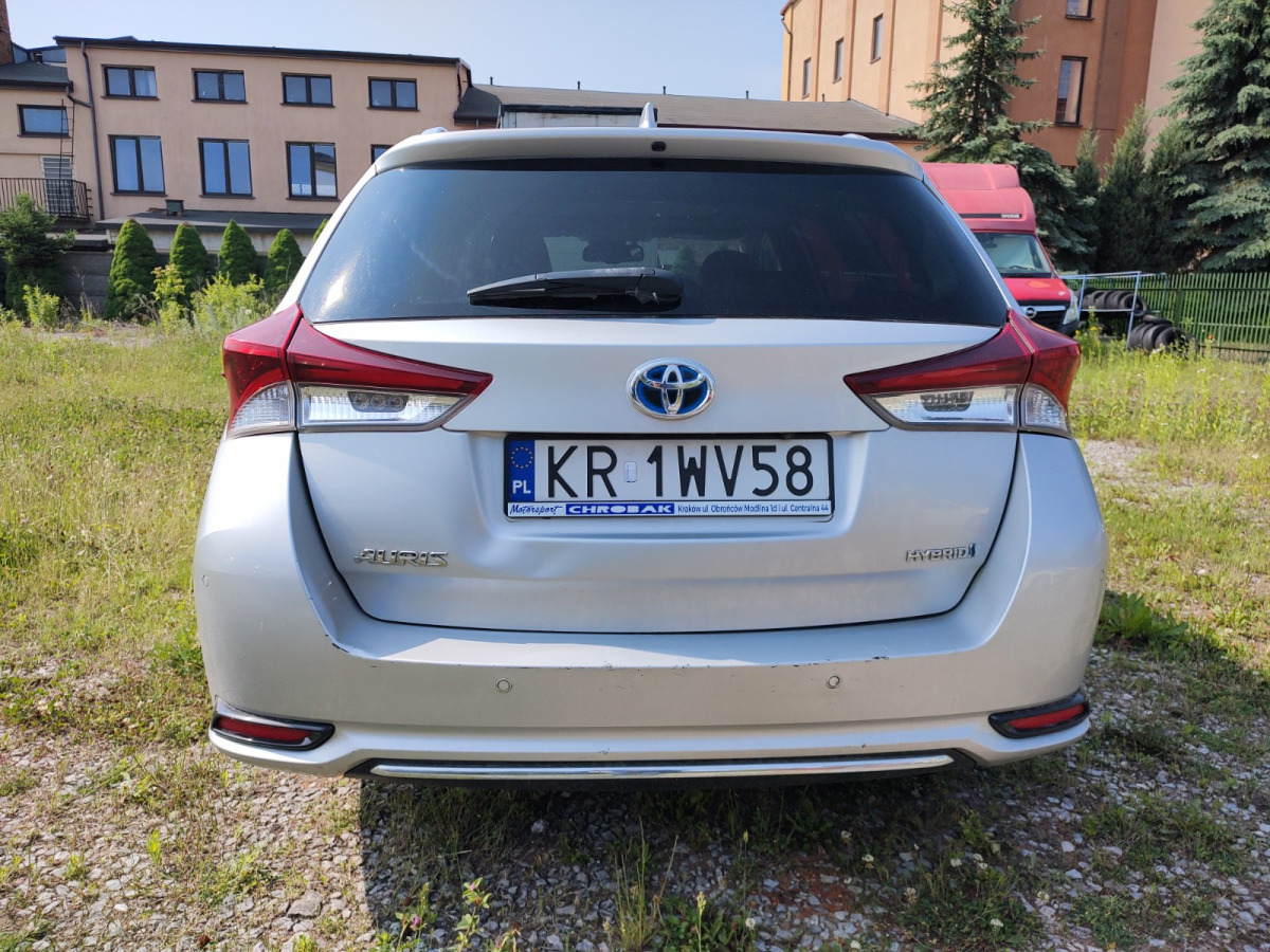 TOYOTA AURIS KOMBI - Binek araba: fotoğraf 5 TOYOTA AURIS KOMBI - Binek araba: fotoğraf 5