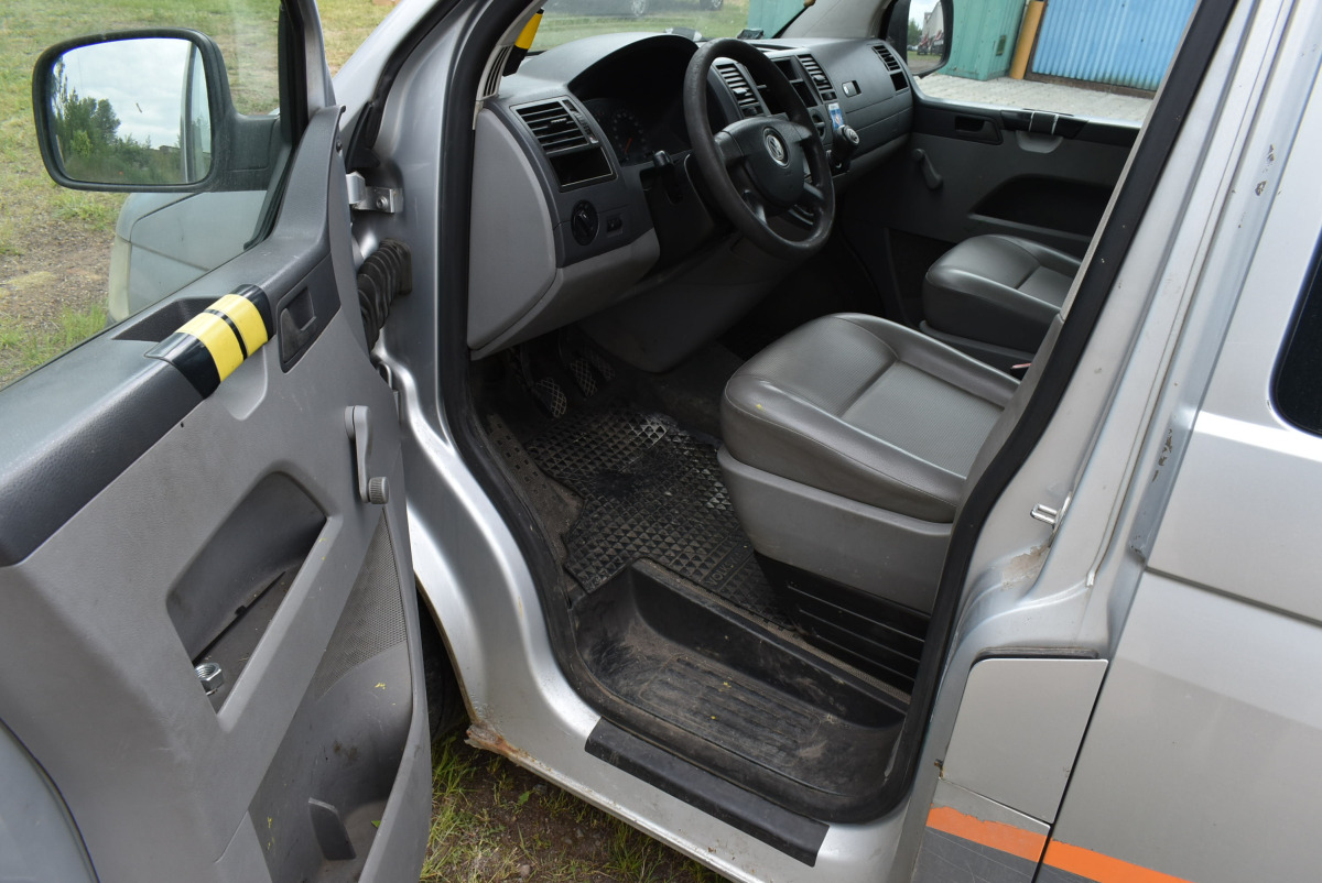 VOLKSWAGEN TRANSPORTER BRYGADÓWKA - Çift kabin kamyonet: fotoğraf 5 VOLKSWAGEN TRANSPORTER BRYGADÓWKA - Çift kabin kamyonet: fotoğraf 5
