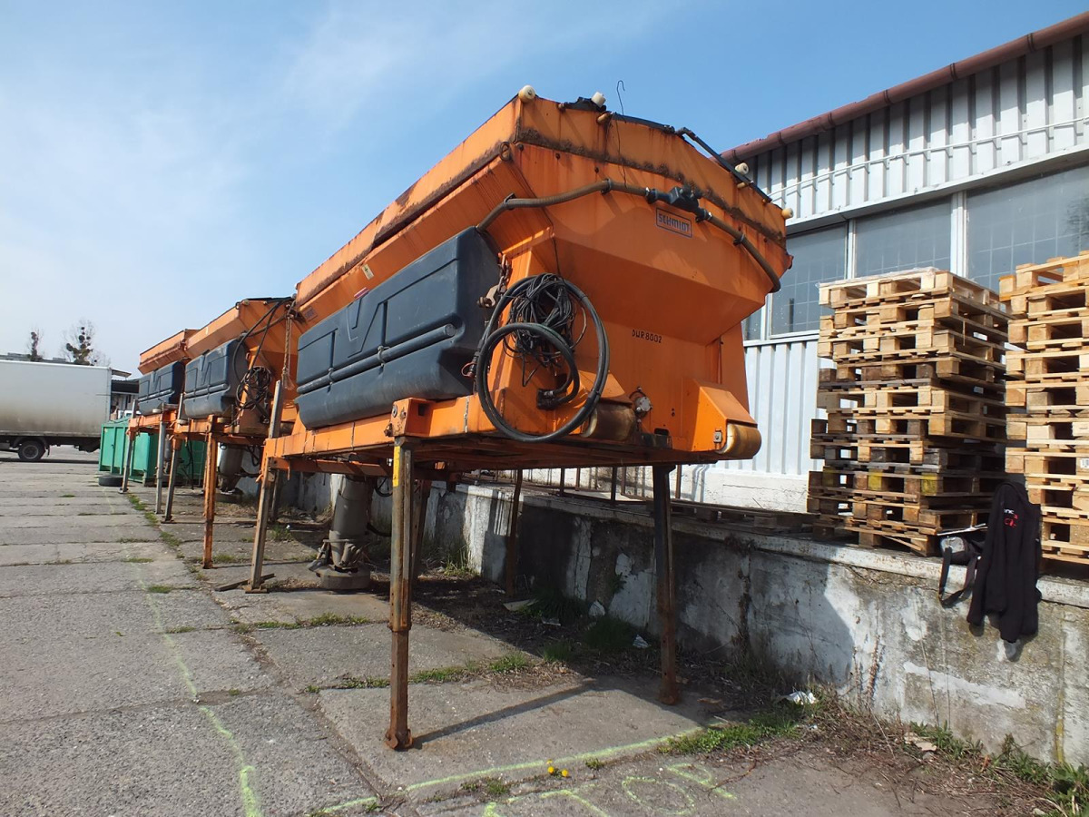 Kum serme makinesi Zabudowa piaskarki SCHMIDT STRATOS S40-36 - 2003 - 4m3 - Napęd z pojazdu: fotoğraf 1