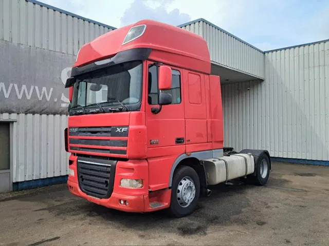 DAF XF 105 460 , Manual Gearbox , PTO , Tipper Hydraulics , Airco , Superspace Cab - Çekici: fotoğraf 1 DAF XF 105 460 , Manual Gearbox , PTO , Tipper Hydraulics , Airco , Superspace Cab - Çekici: fotoğraf 1