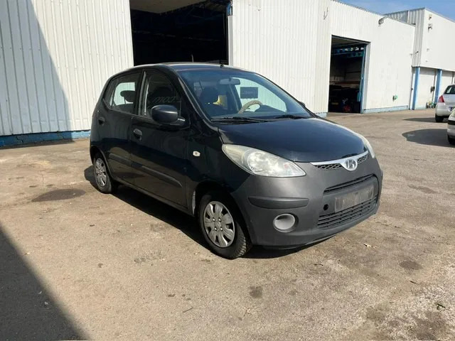 Hyundai i10 ,1.1 , 5 doors , Belgium Regestration - Hatchback: fotoğraf 4 Hyundai i10 ,1.1 , 5 doors , Belgium Regestration - Hatchback: fotoğraf 4