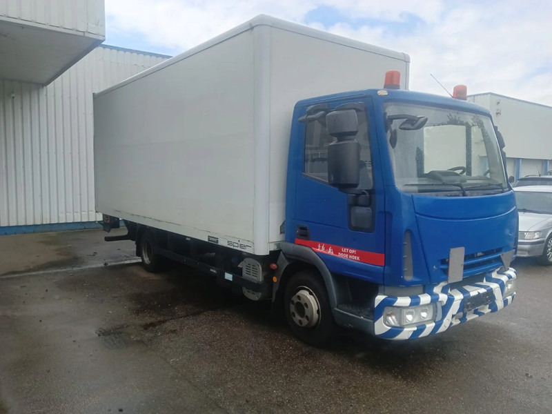 Iveco EuroCargo 180 Eurocargo 75E180 , Spring Suspension , Closed box , Tailgate - Kapalı kasa kamyon: fotoğraf 4 Iveco EuroCargo 180 Eurocargo 75E180 , Spring Suspension , Closed box , Tailgate - Kapalı kasa kamyon: fotoğraf 4
