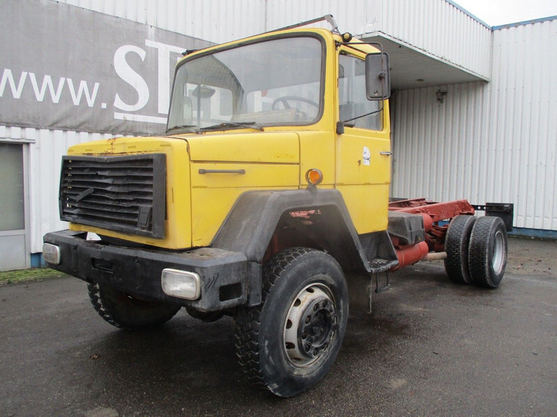 Iveco Magirus 170D 15, 4x4, V6 , Manual , Spring Susp. - Şasi kamyon: fotoğraf 1 Iveco Magirus 170D 15, 4x4, V6 , Manual , Spring Susp. - Şasi kamyon: fotoğraf 1