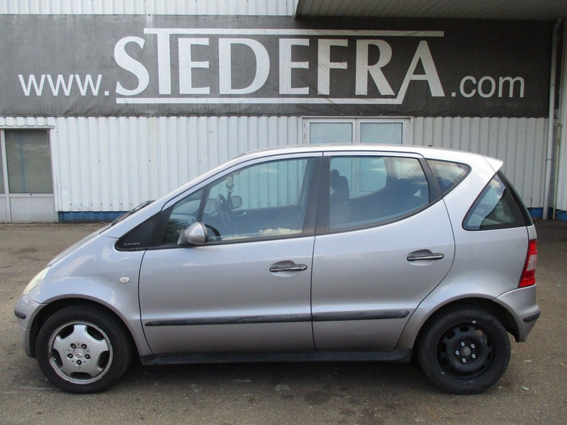 Mercedes-Benz A-Klasse A160 Elegance , Manual - Binek araba: fotoğraf 2 Mercedes-Benz A-Klasse A160 Elegance , Manual - Binek araba: fotoğraf 2