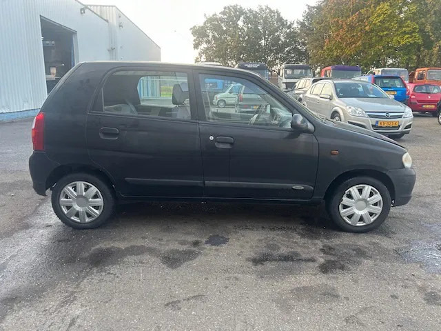 Suzuki Alto 1.0 - 16V , 5 drs. , Handel / export - Hatchback: fotoğraf 5 Suzuki Alto 1.0 - 16V , 5 drs. , Handel / export - Hatchback: fotoğraf 5